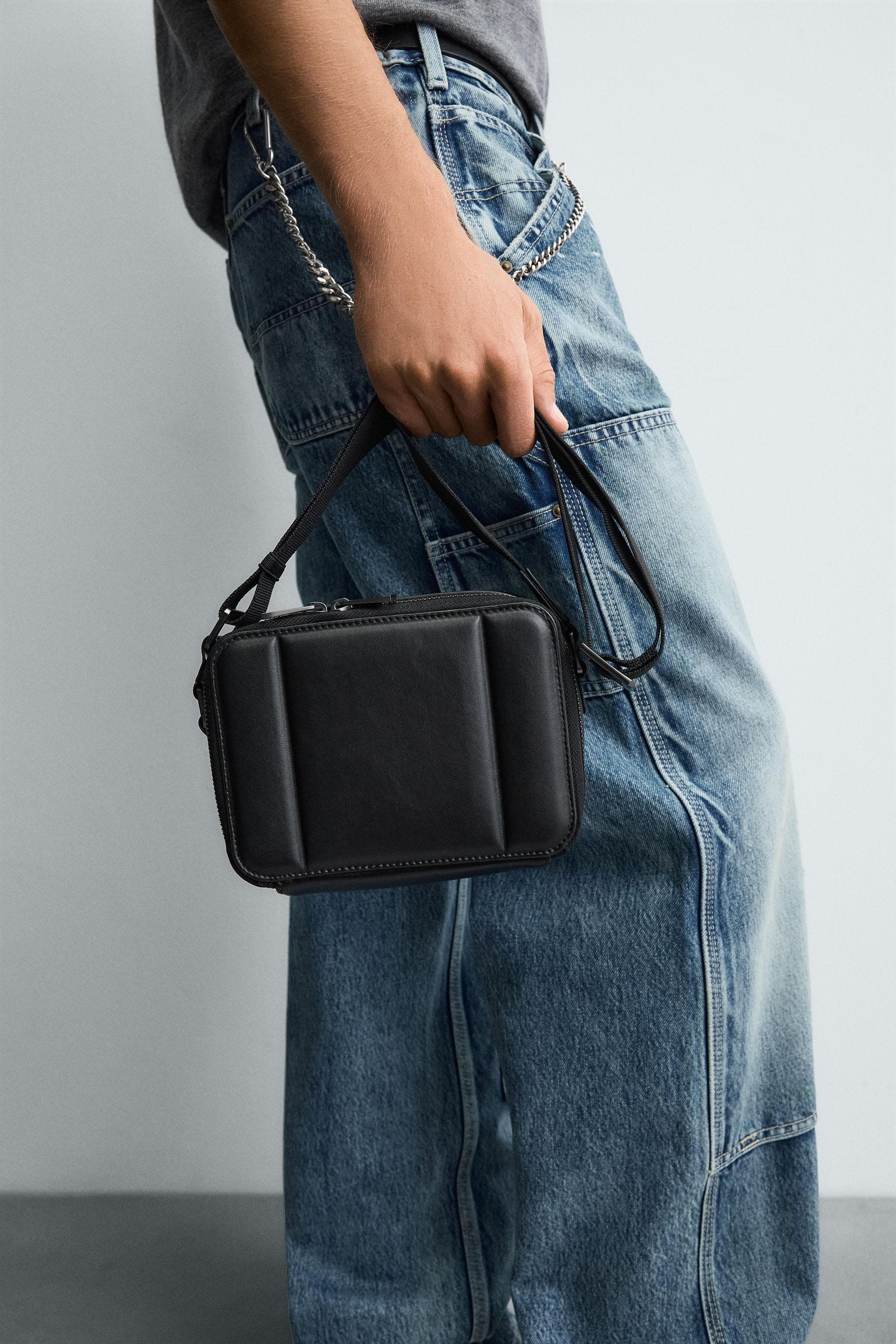 Zara BANDOLERA ACOLCHADA